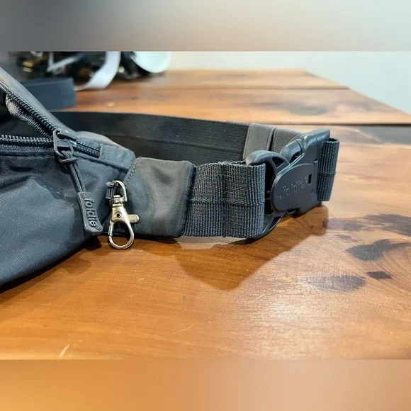 The Foldie Crossbody Bag RFID Safe Travel Gray Nylon Fanny Pack Adjustable - Picture 3 of 3